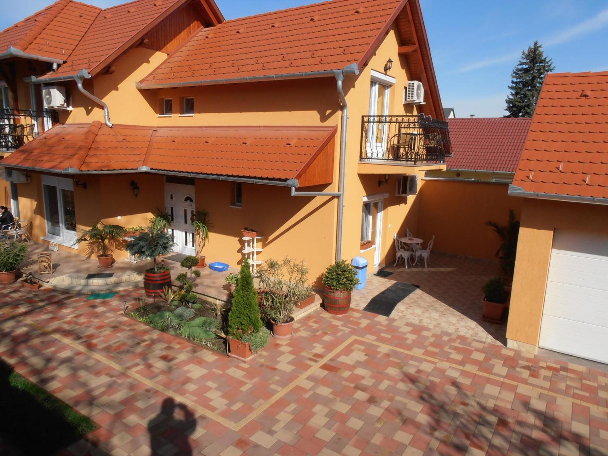 Gal Apartmanhaz Harkany Luaran gambar
