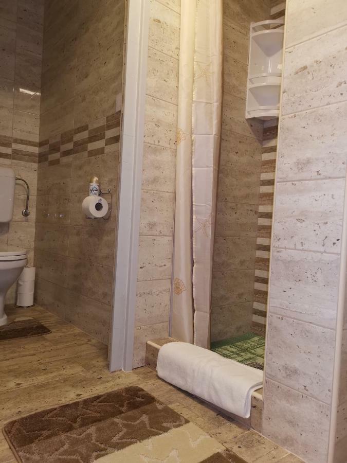 Gal Apartmanhaz Harkany Luaran gambar